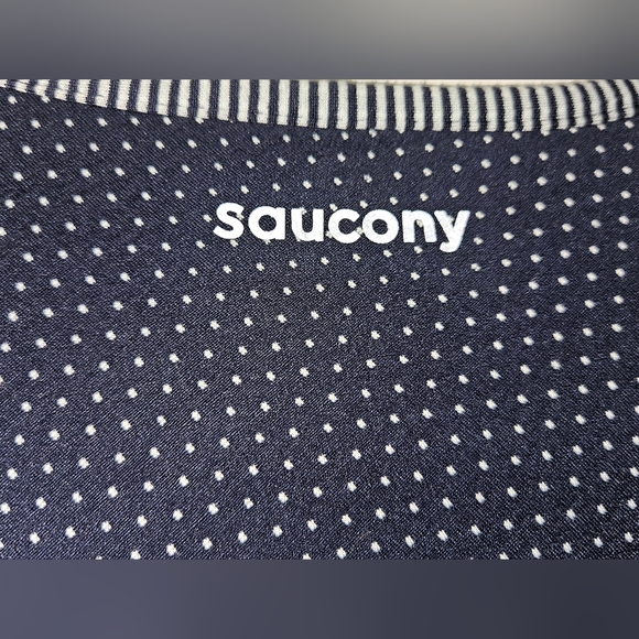 Saucony reversible long sleeved performance top - Picture 2 of 5